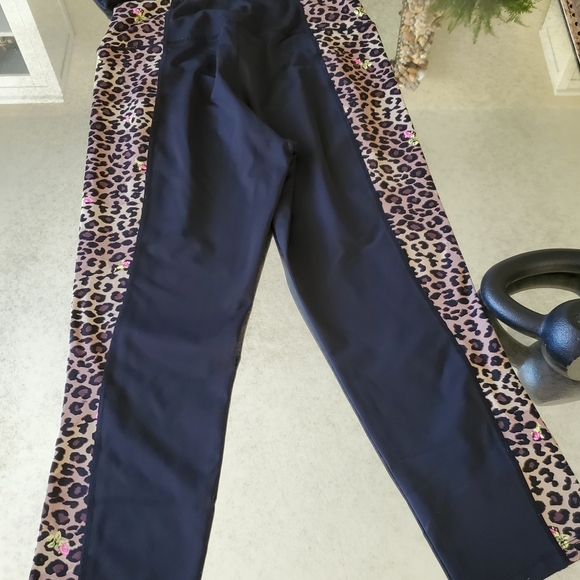 Leggins Bundle - Picture 3 of 3